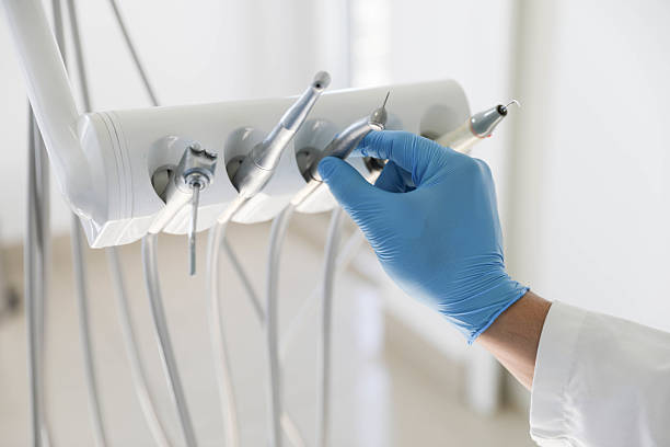 Professional Emergency Dentist technician working in Franklin, WI